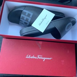 Mens Salvatore Ferragamo slides